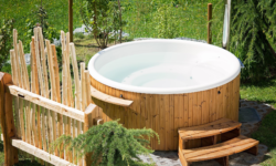 lay-z-spa-bestway-helsinki-inflatable-hot-tub-review-Copy